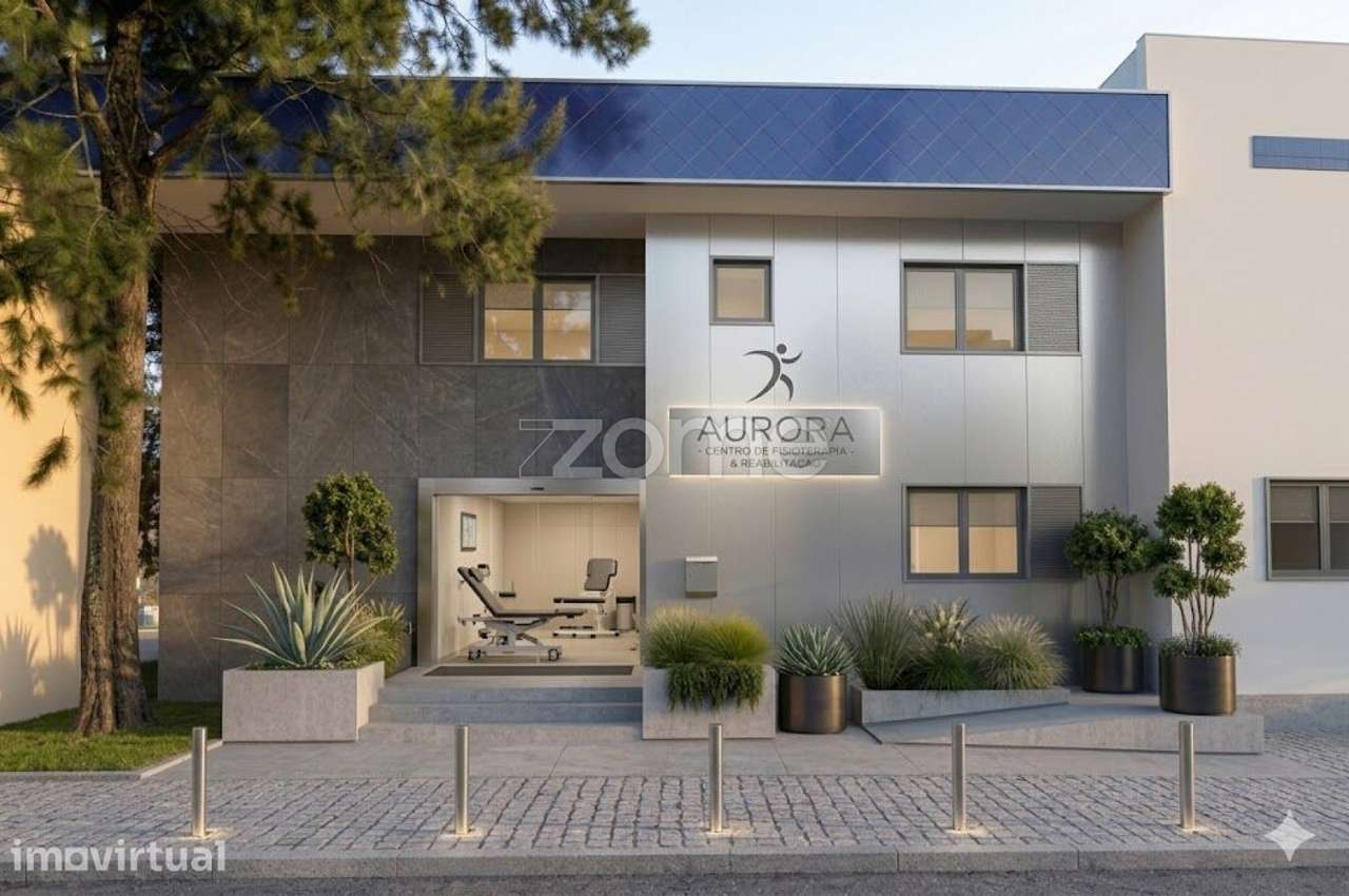Edifício clínico em Linda-a-Velha com estacionamento privativo - Grande imagem: 2/41
