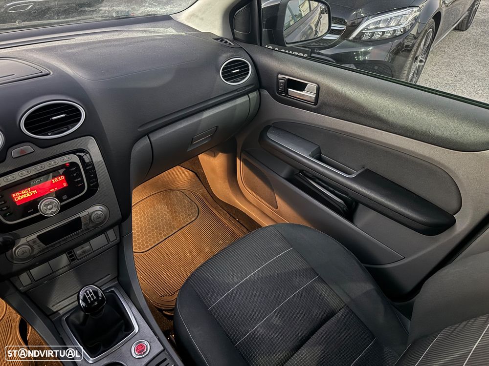 Ford Focus 1.6 TDCi ECOnetic - 14