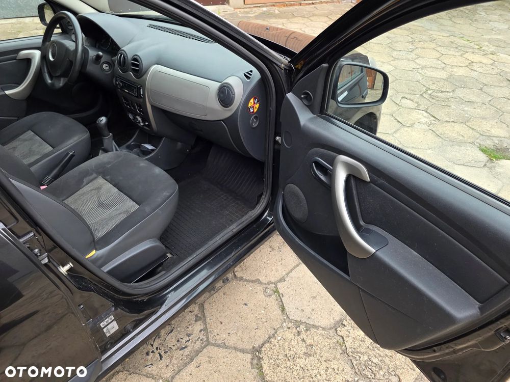 Dacia Sandero - 15