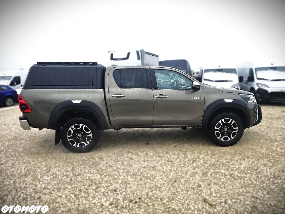 Toyota Hilux 2.8 D-4D Double Cab SR5 4x4 - 8