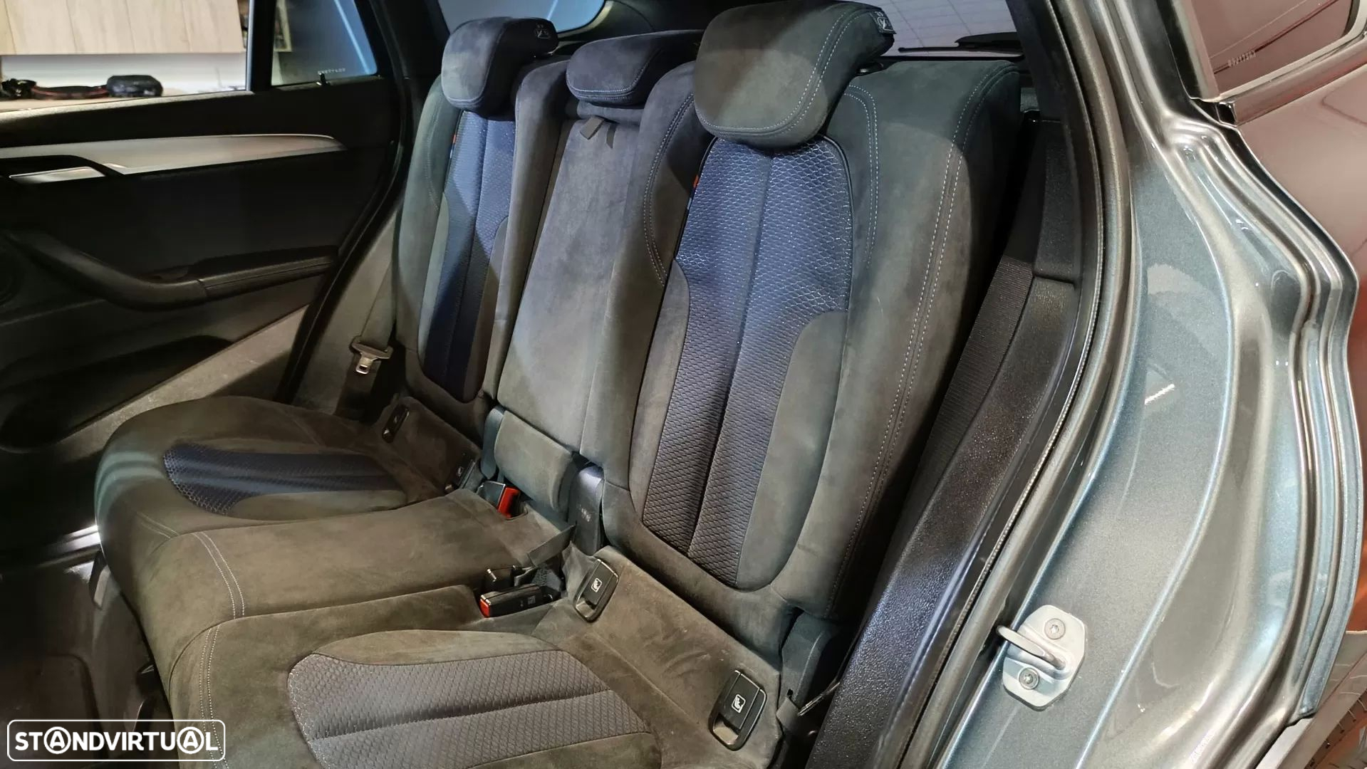 BMW X1 18 d sDrive Auto Pack M - 43