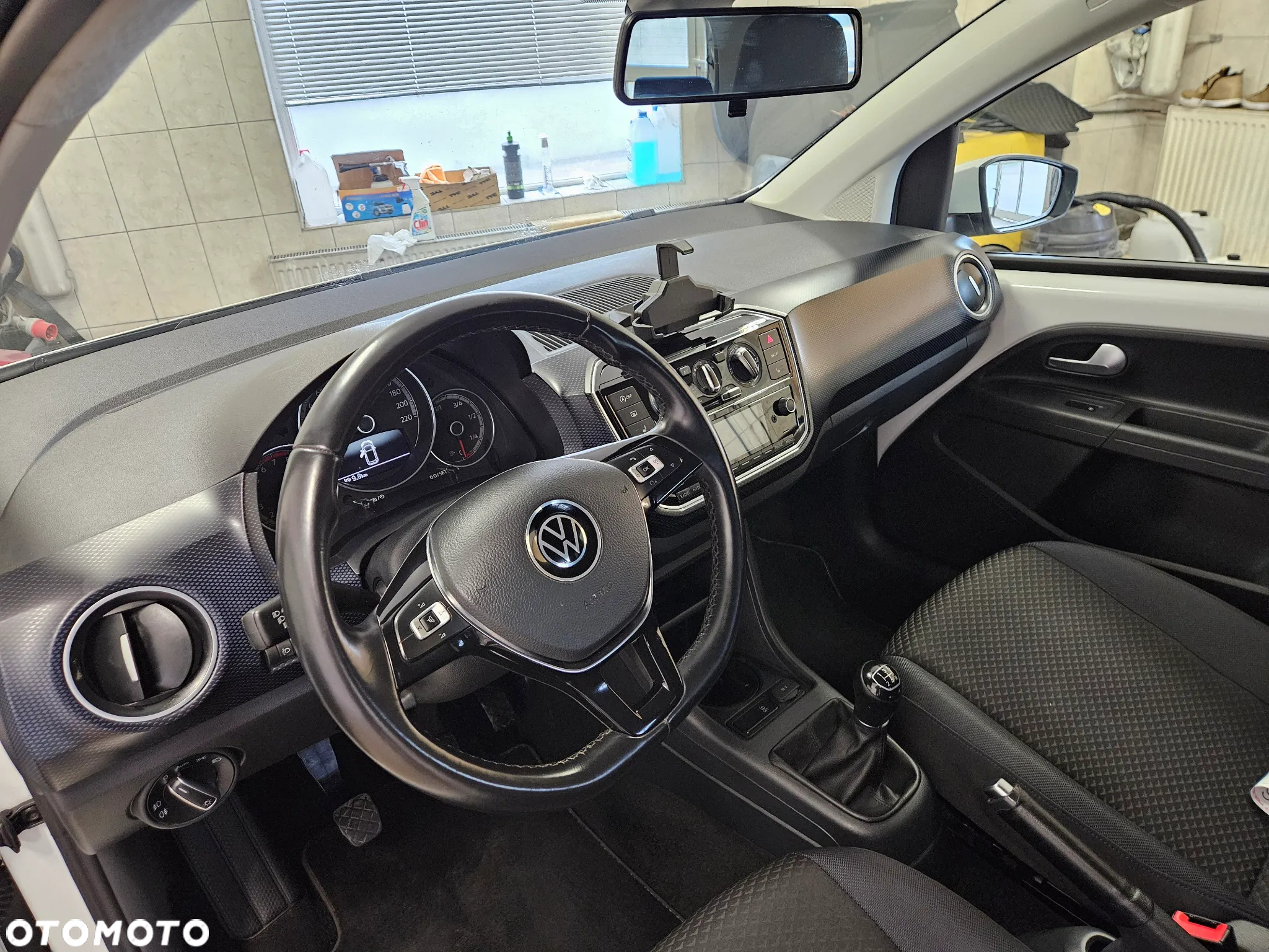 Volkswagen up! 1.0 United - 6