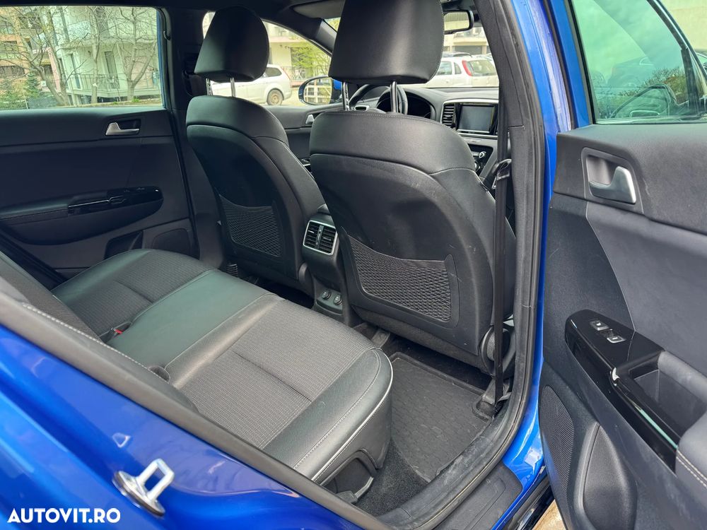 Kia Sportage 1.6 T-GDI 7DCT 4x4 GT Line - 8