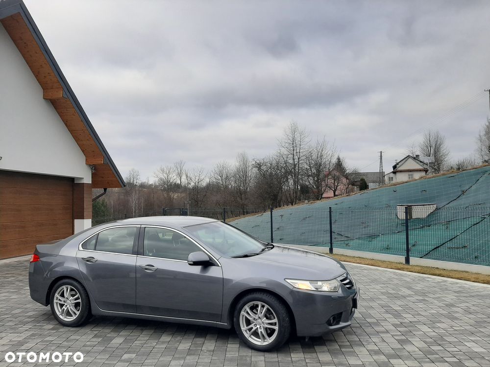 Honda Accord 2.0 Lifestyle - 14