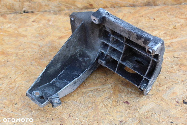 Łapa silnika PRAWA BMW e38 e39 m60 m62 1736956 v8 3.0 3.5 4.0 4.4