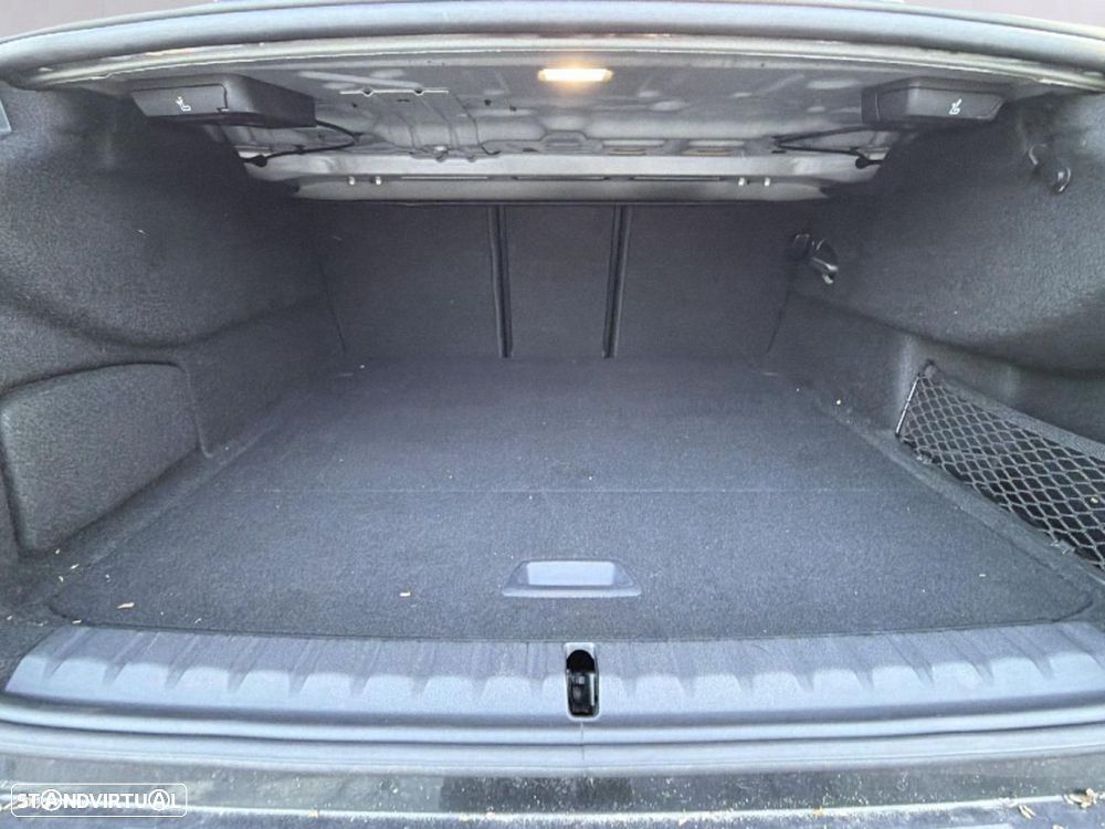 BMW 216 Gran Coupé - 14