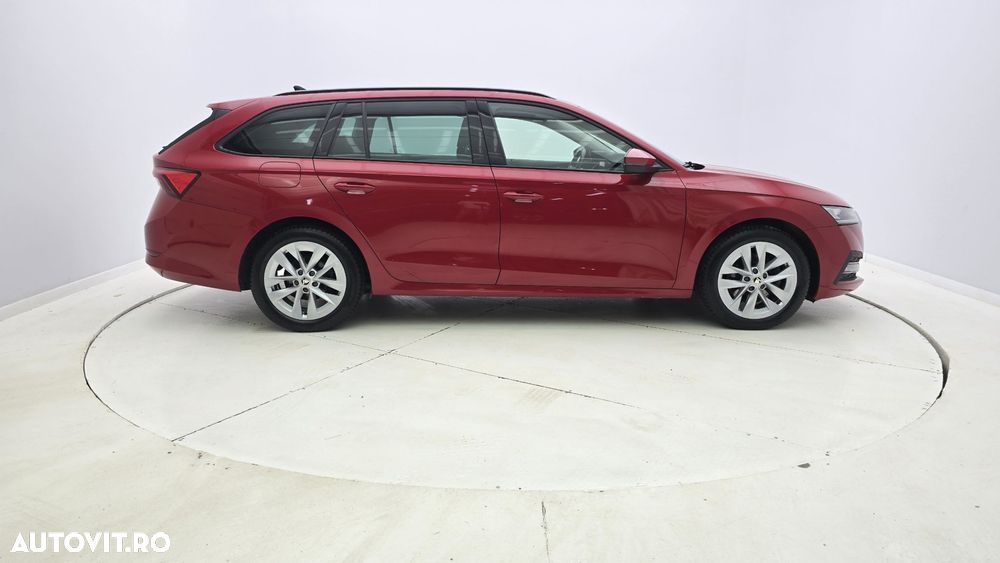 Skoda Octavia Combi 2.0 TDI DSG 4X4 Style - 5