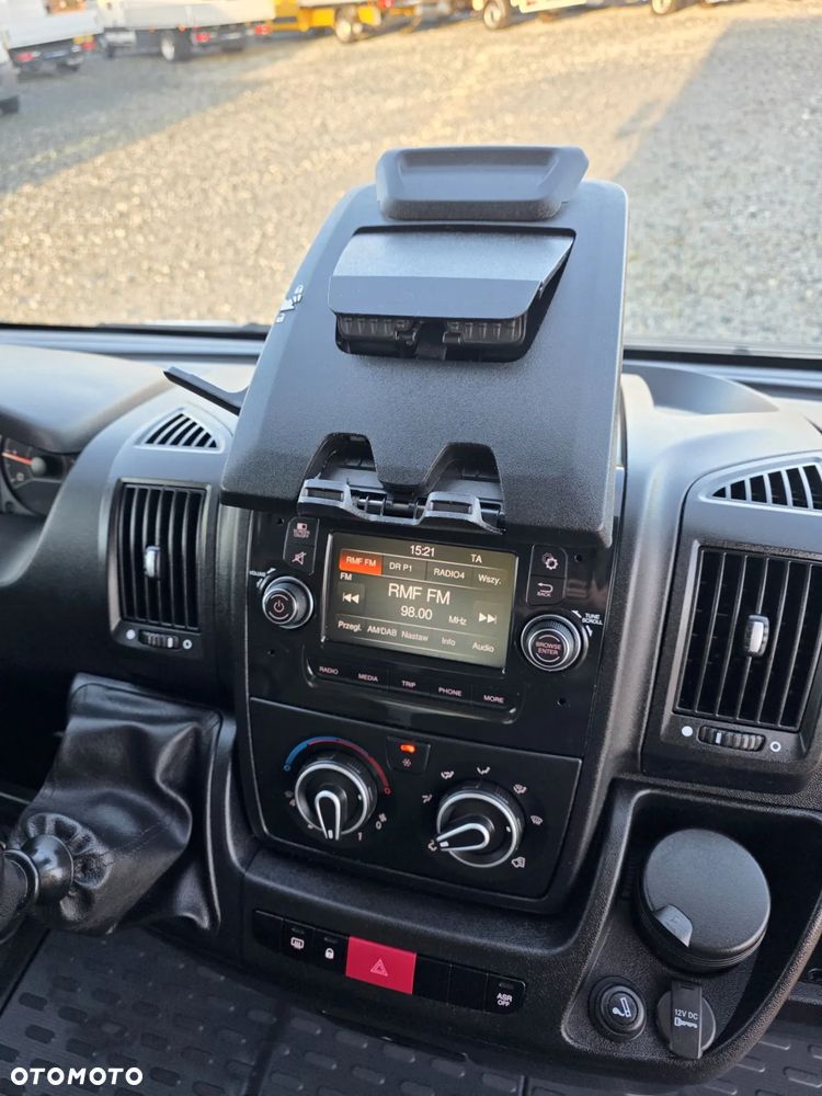 Peugeot BOXER 2,2 HDI 140 KONNY KONTENER 4,3M WINDA KLIMA WEBASTO LEDY GWARANCJA - 29