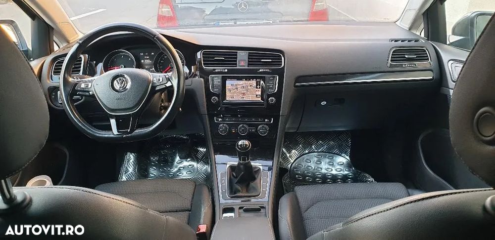 Volkswagen Golf 1.6 TDI BMT Highline - 10