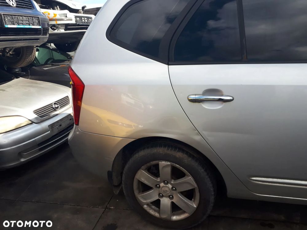 KIA CARENS III 06-11 PODŁOKIETNIK TUNEL ŚRODKOWY - 13