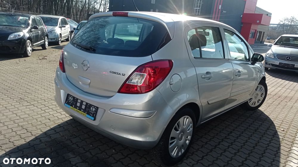 Opel Corsa 1.2 16V Enjoy - 17