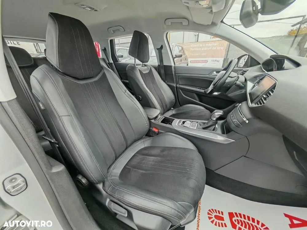 Peugeot 308 1.2L PureTech 130 S&S EAT8 GT - 9