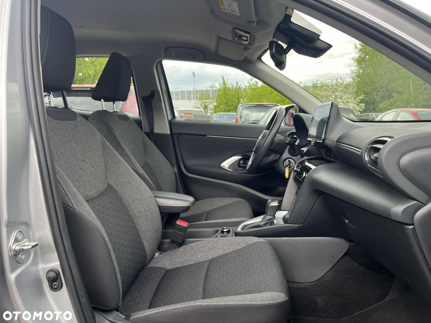 Toyota Yaris Cross Hybrid 1.5 Comfort 4x4 - 22