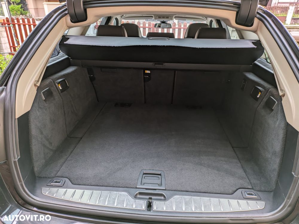 BMW Seria 5 525d xDrive Aut. Luxury Line - 4