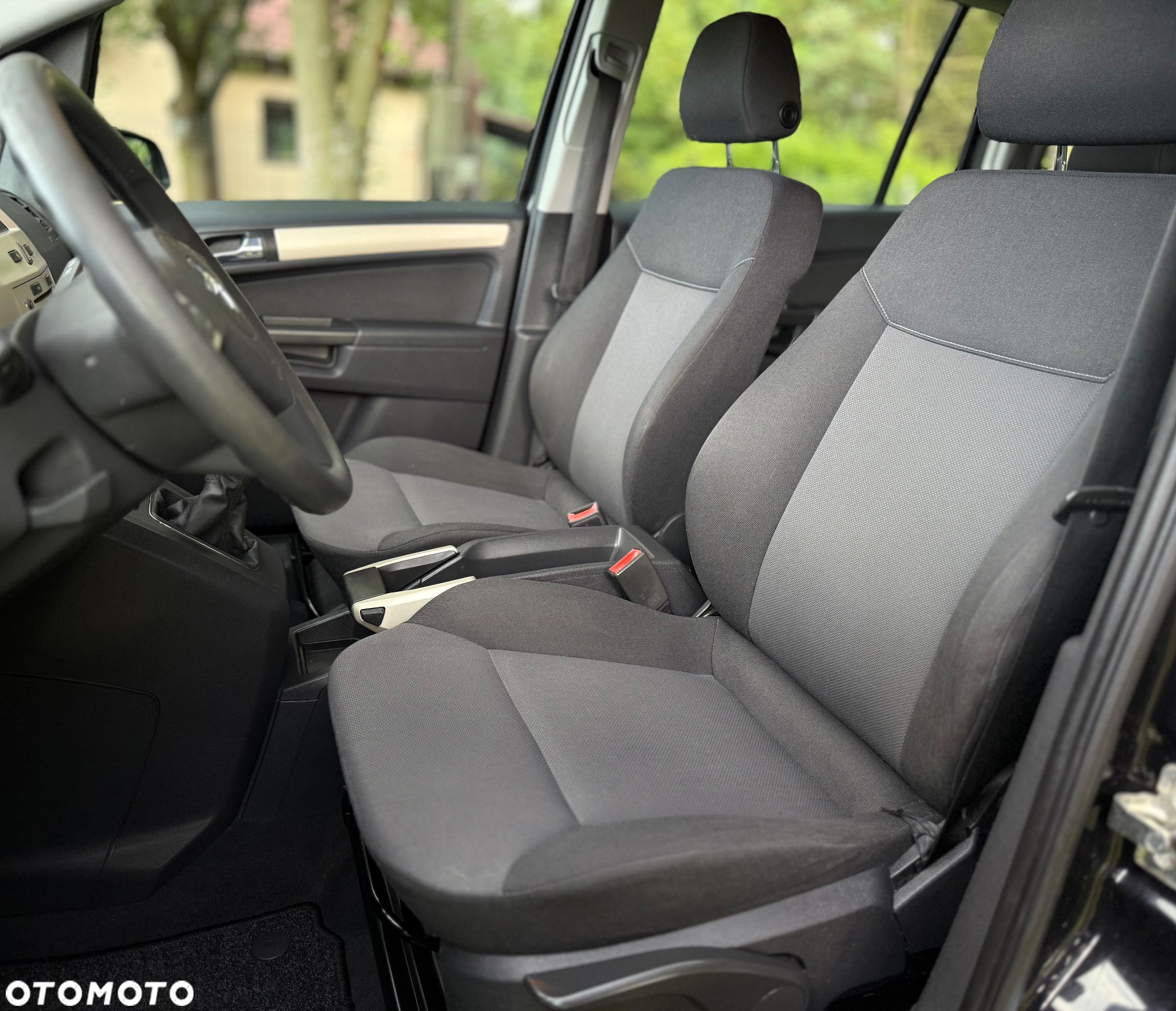 Opel Zafira - 17