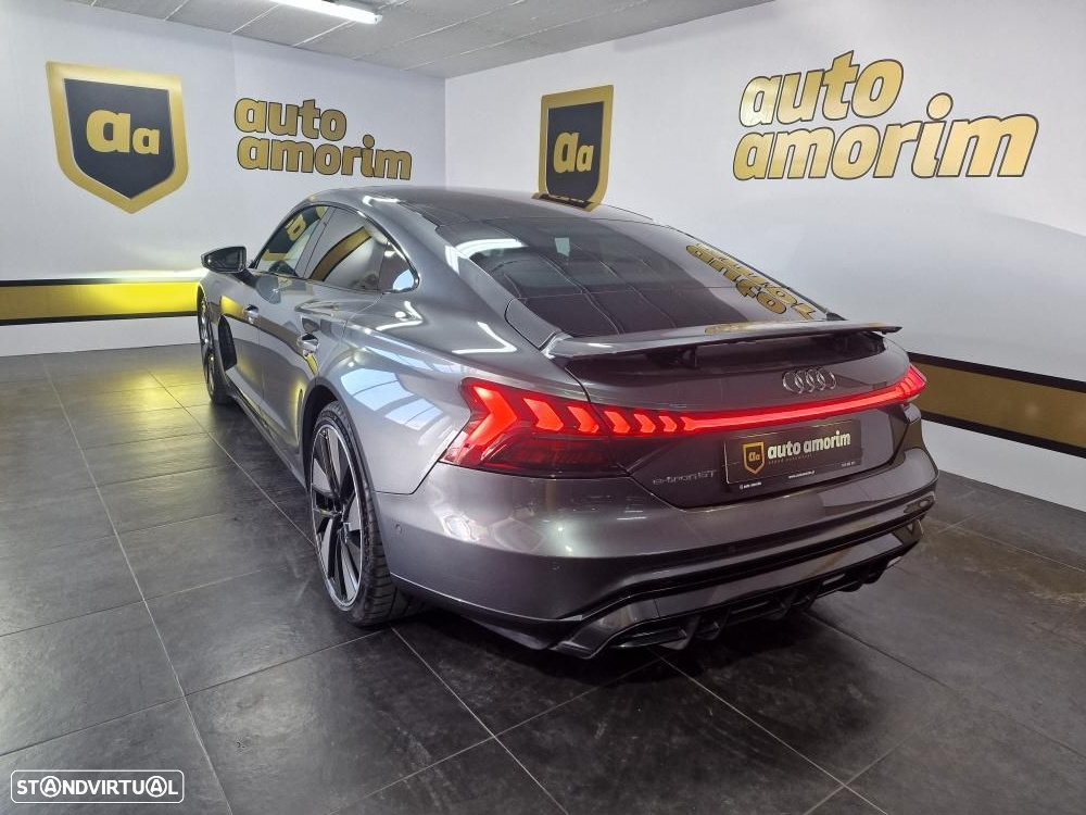 Audi e-tron GT quattro - 12