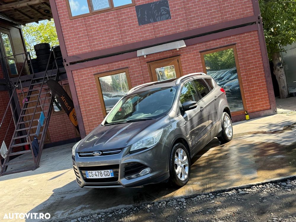 Ford Kuga - 1