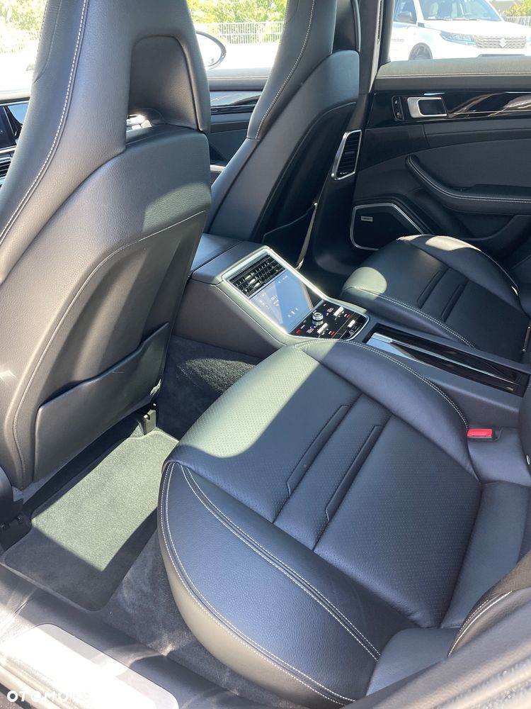 Porsche Panamera - 13