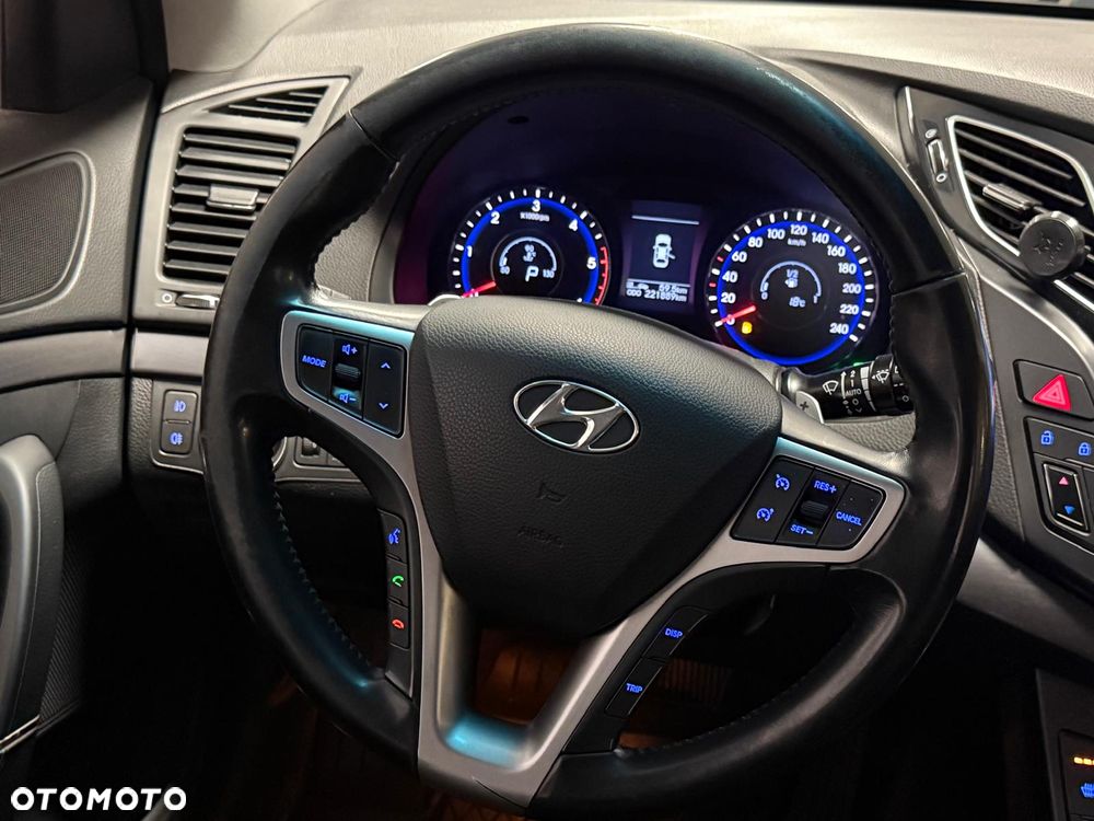 Hyundai i40 1.7 CRDi Comfort + - 38