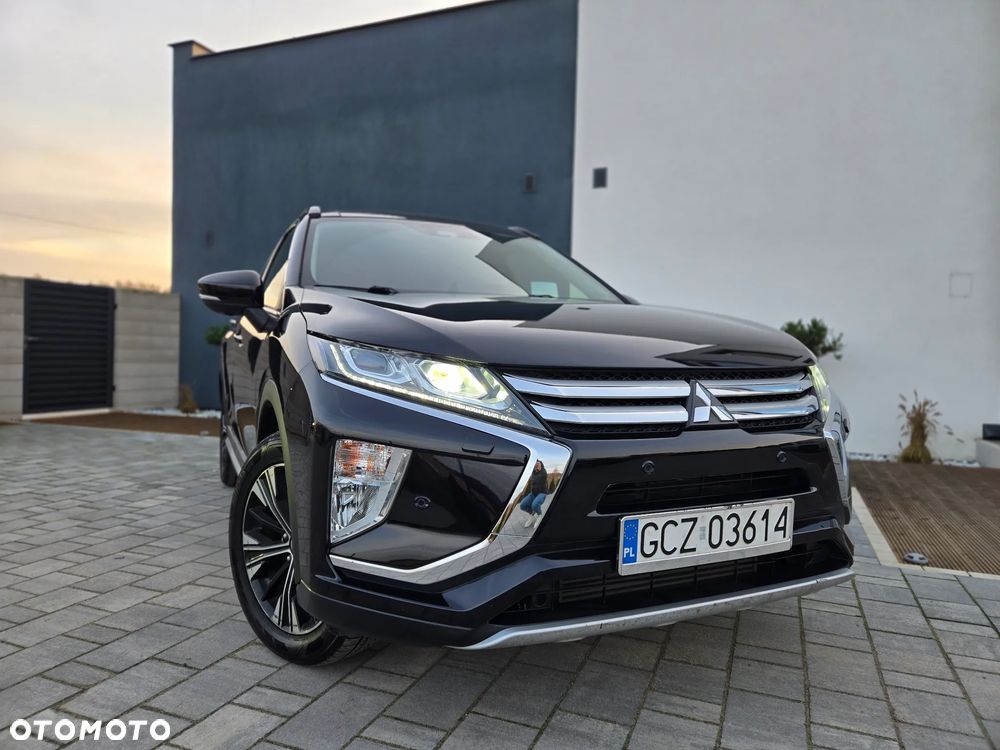 Mitsubishi Eclipse Cross 1.5 T GPF Intense Pro CVT 4WD - 1