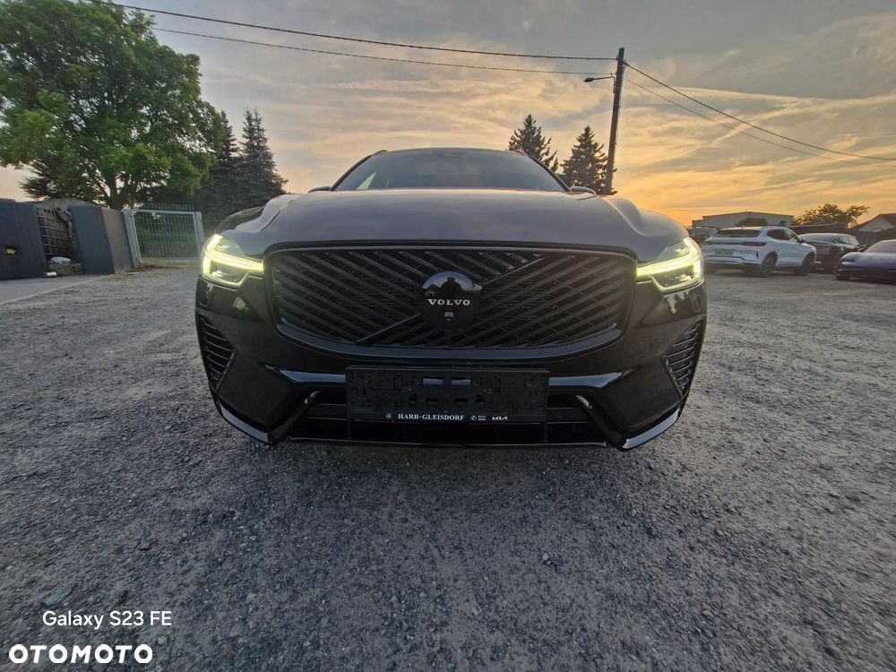 Volvo XC 60 T8 AWD Recharge Ultimate Black Edition - 11