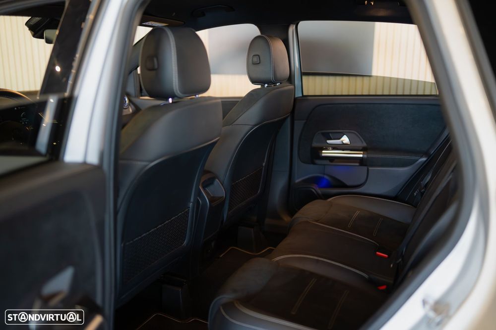 Mercedes-Benz B 250 e AMG Line - 28