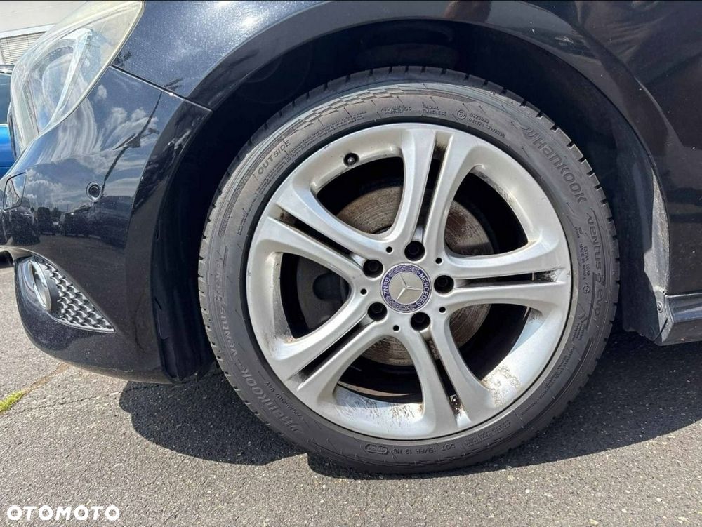 Mercedes-Benz Klasa A 180 (BlueEFFICIENCY) 7G-DCT AMG Sport - 14