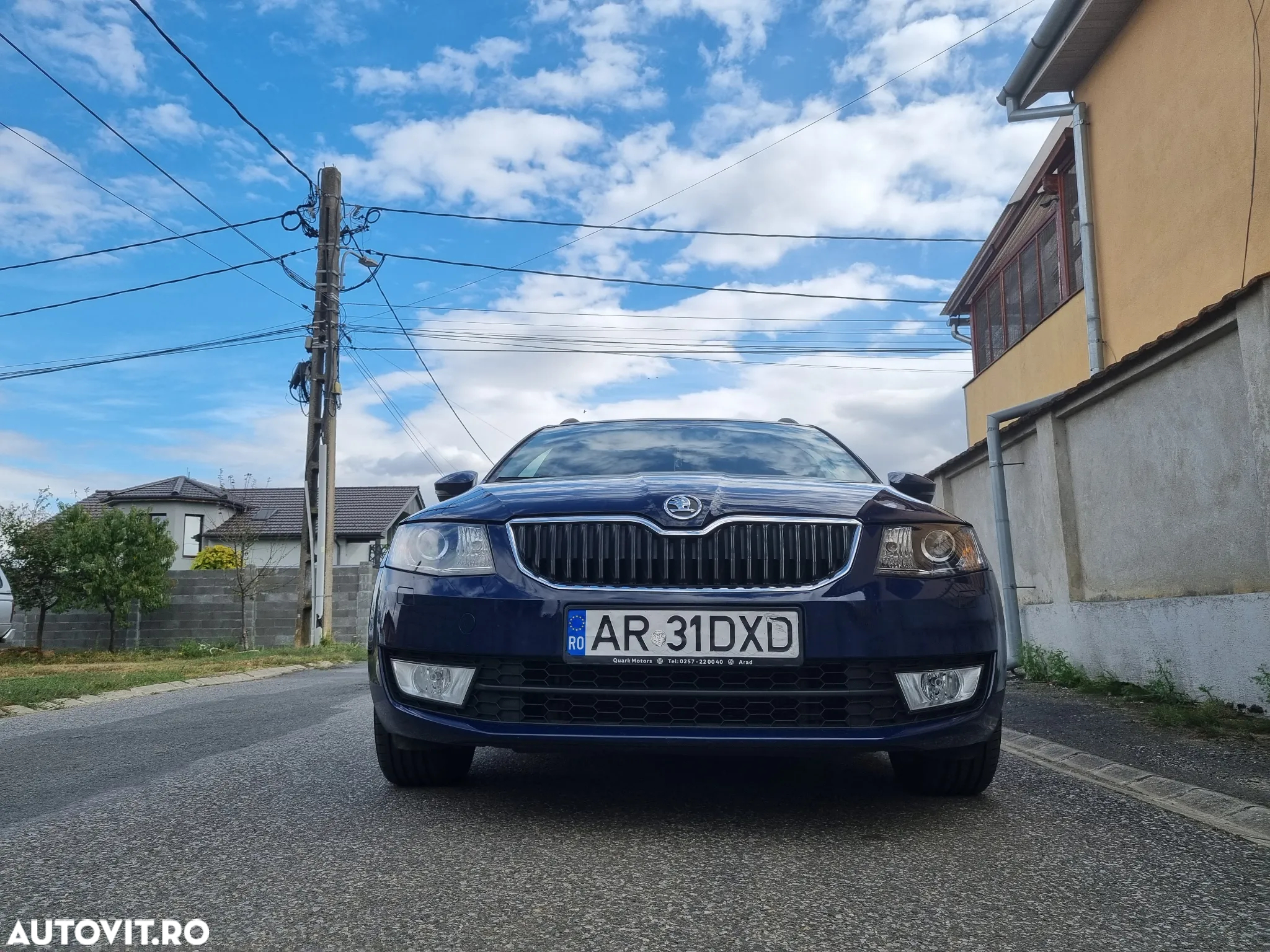 Skoda Octavia 1.6 TDI DSG Ambition - 2