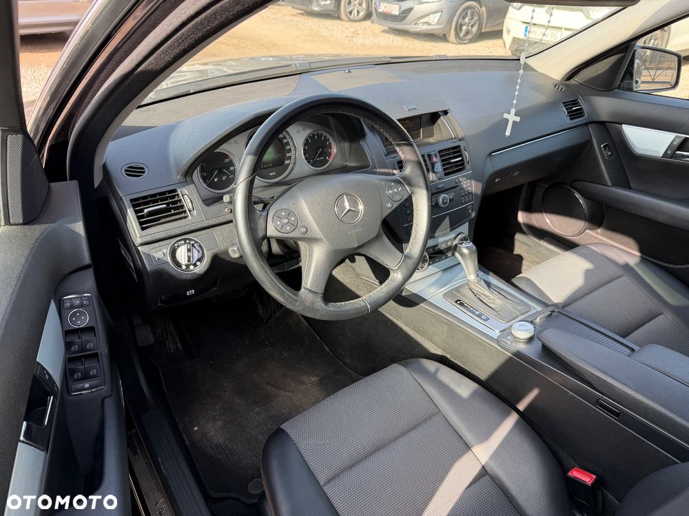 Mercedes-Benz Klasa C - 38