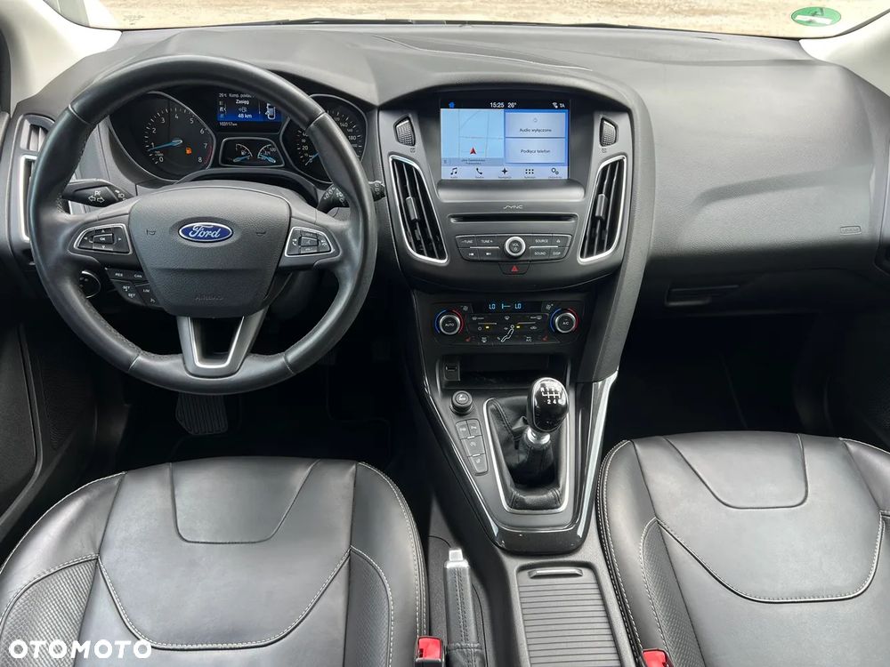 Ford Focus 1.5 EcoBoost Titanium Business - 17