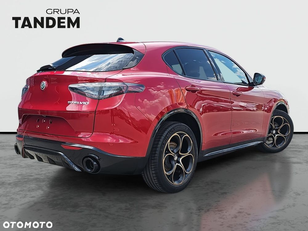 Alfa Romeo Stelvio - 5