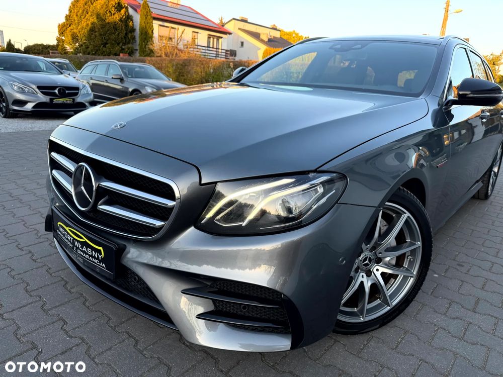 Mercedes-Benz Klasa E - 32