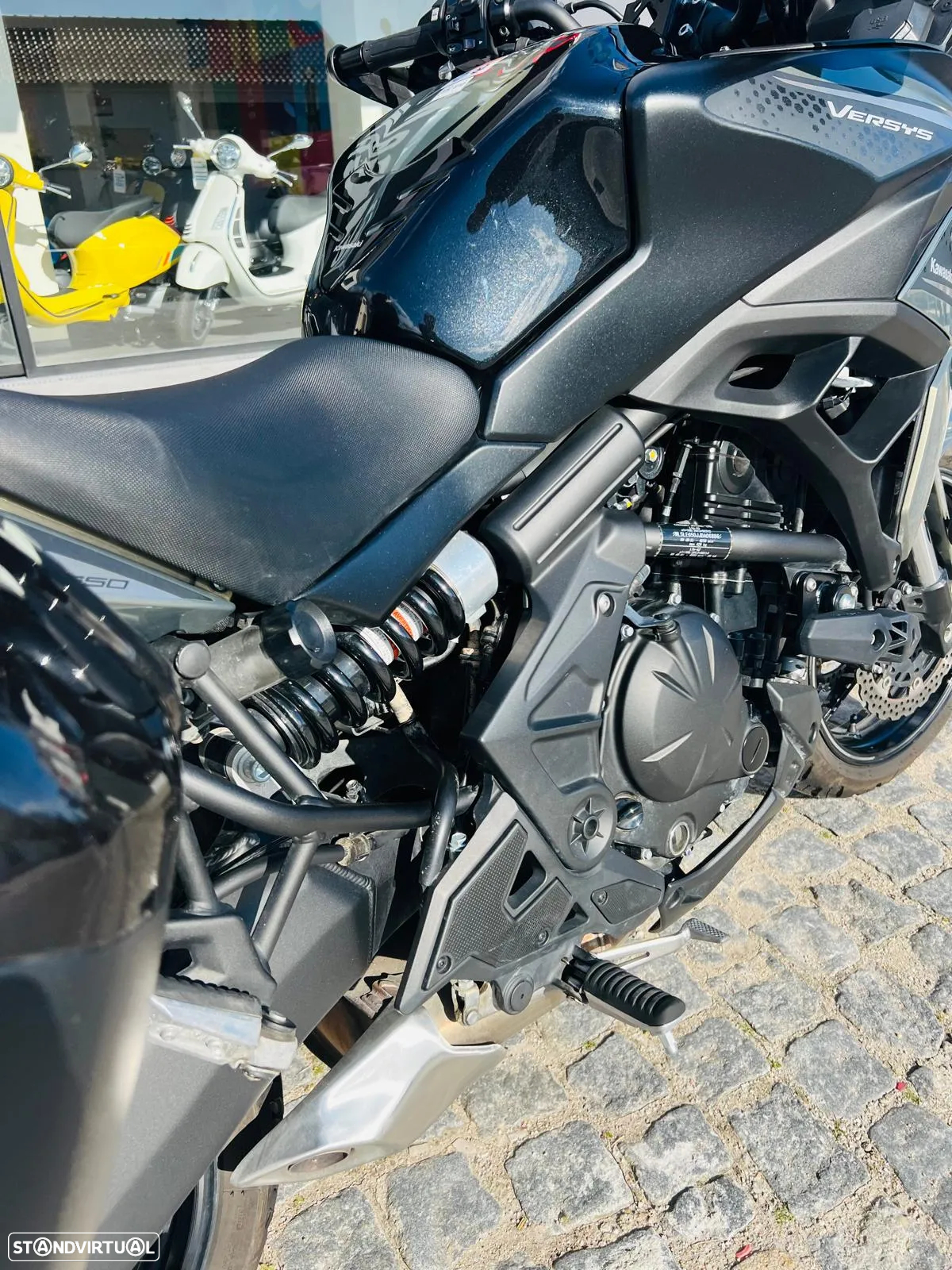 Kawasaki Versys 650 Grand Tourer - 8