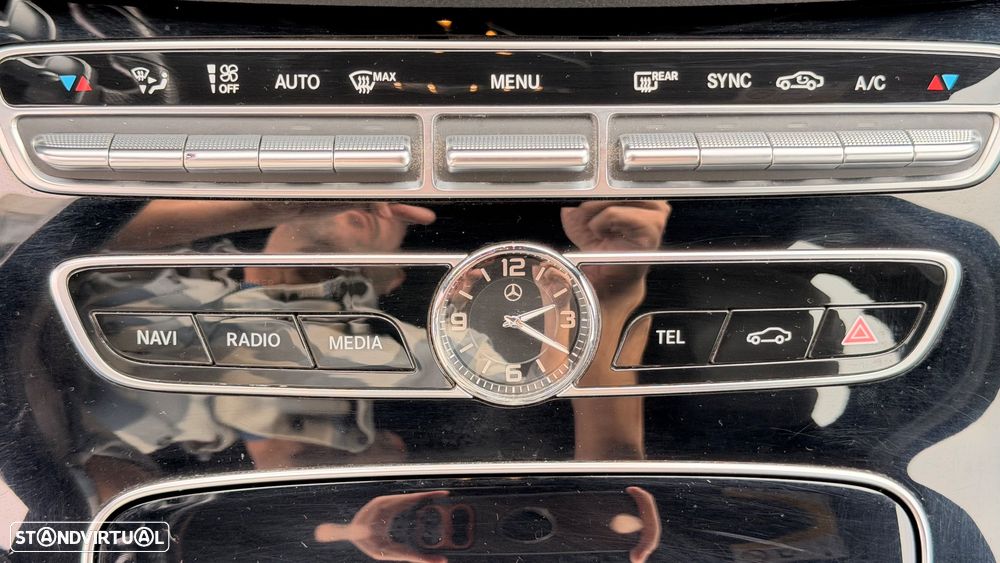 Mercedes-Benz E 220 d AMG Line - 29