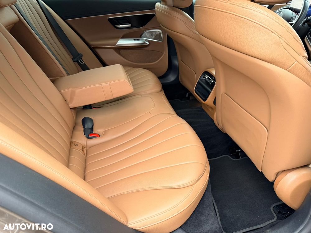 Mercedes-Benz E 220 d MHEV 4MATIC Aut. - 12