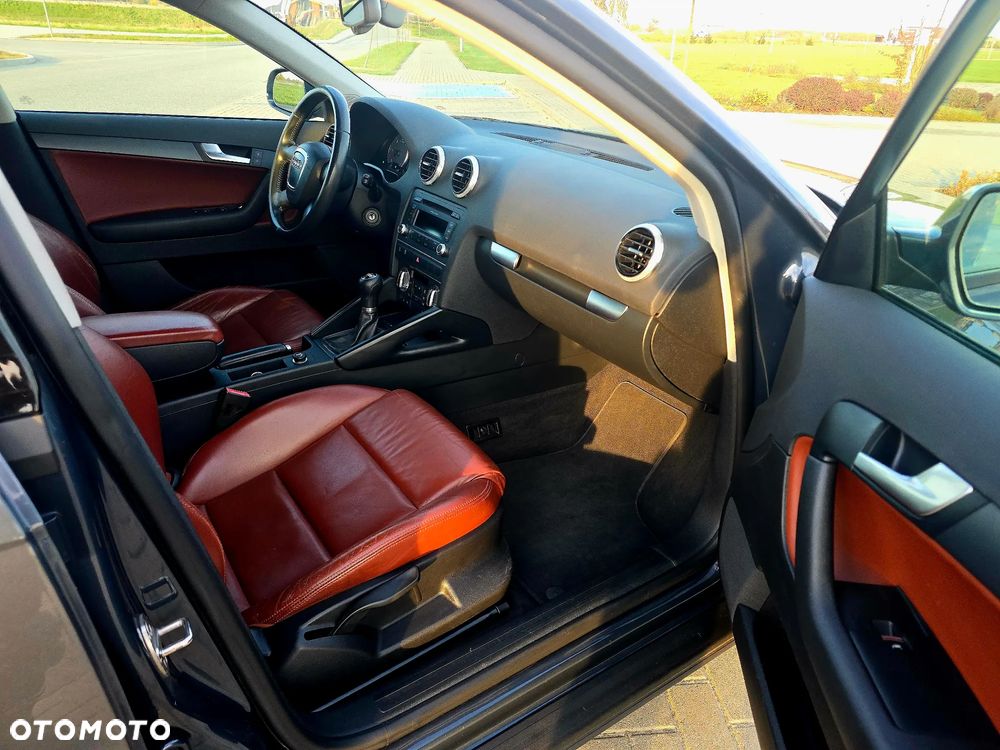 Audi A3 Sportback - 3