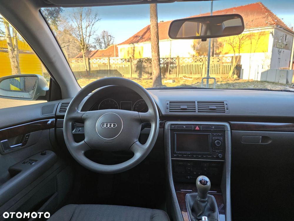 Audi A4 Limousine 1.8T - 9