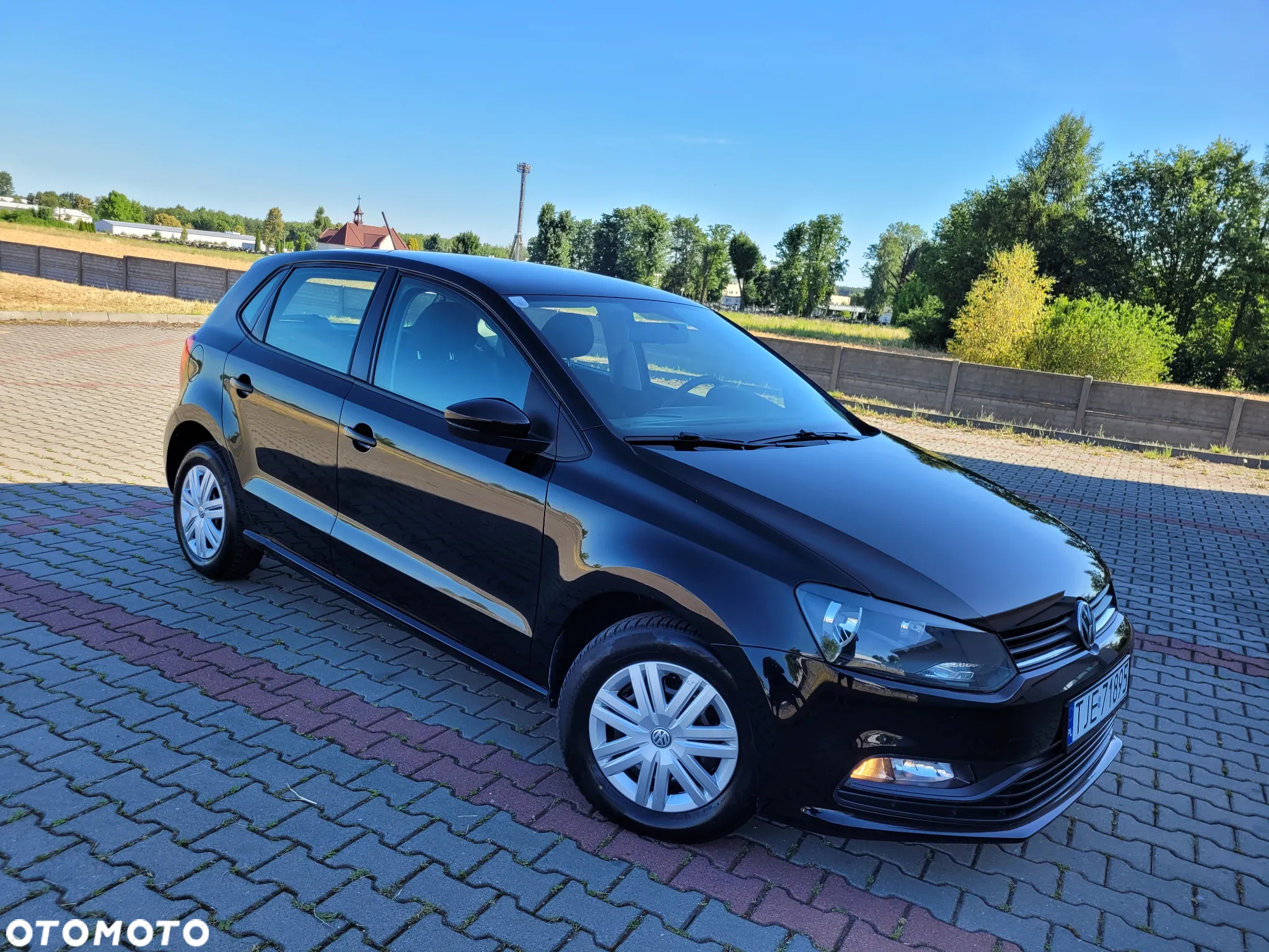 Volkswagen Polo 1.0 (Blue Motion Technology) Comfortline - 34