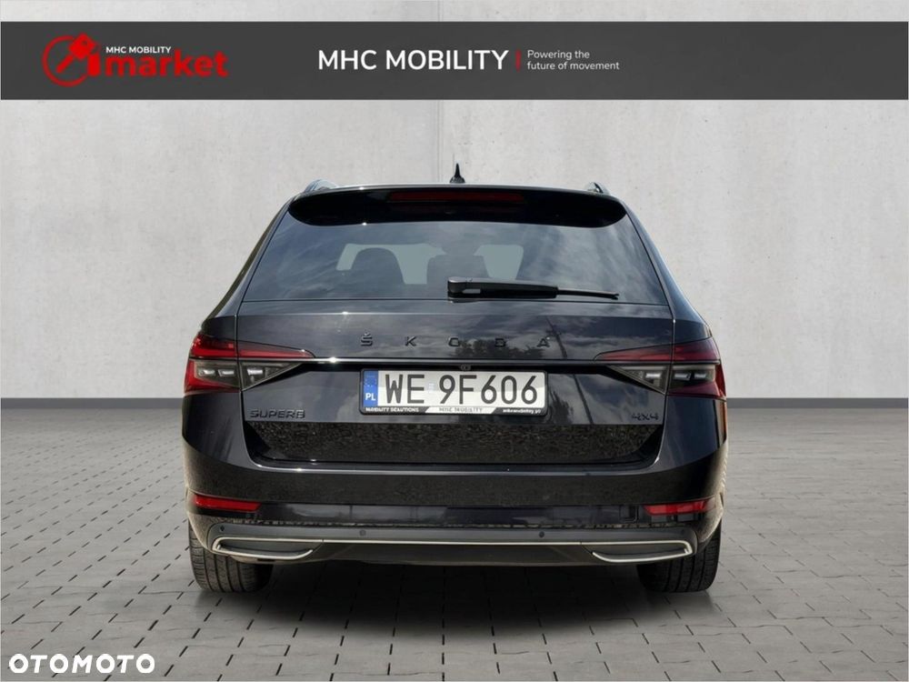 Skoda Superb 2.0 TDI SCR 4x4 Sportline DSG - 4