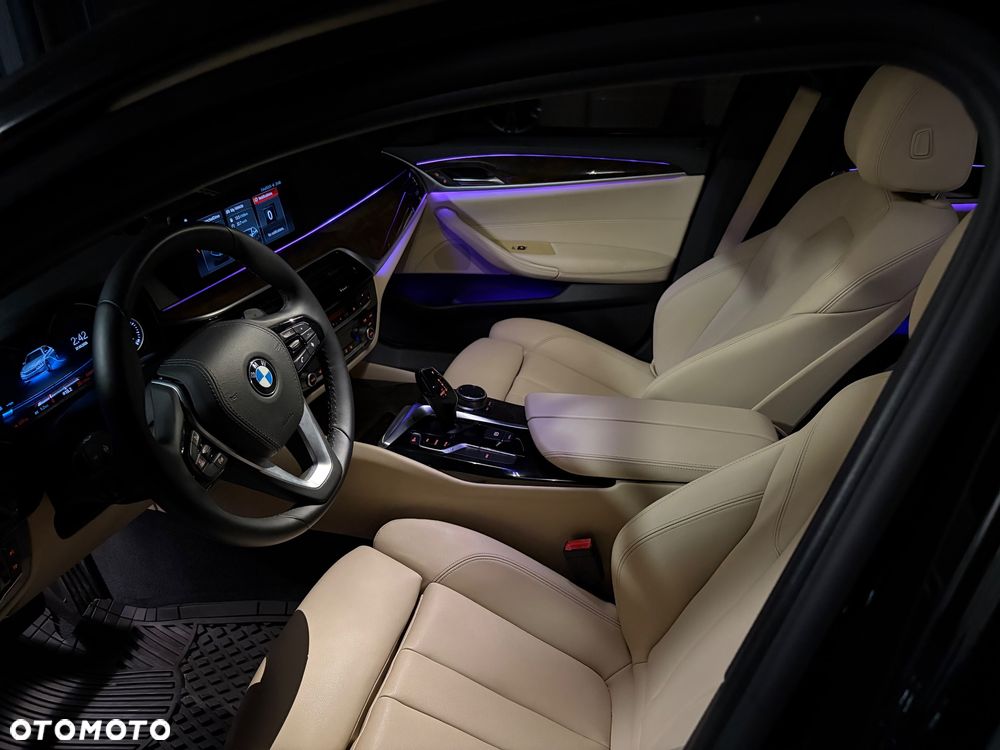 BMW Seria 5 530e iPerformance - 18