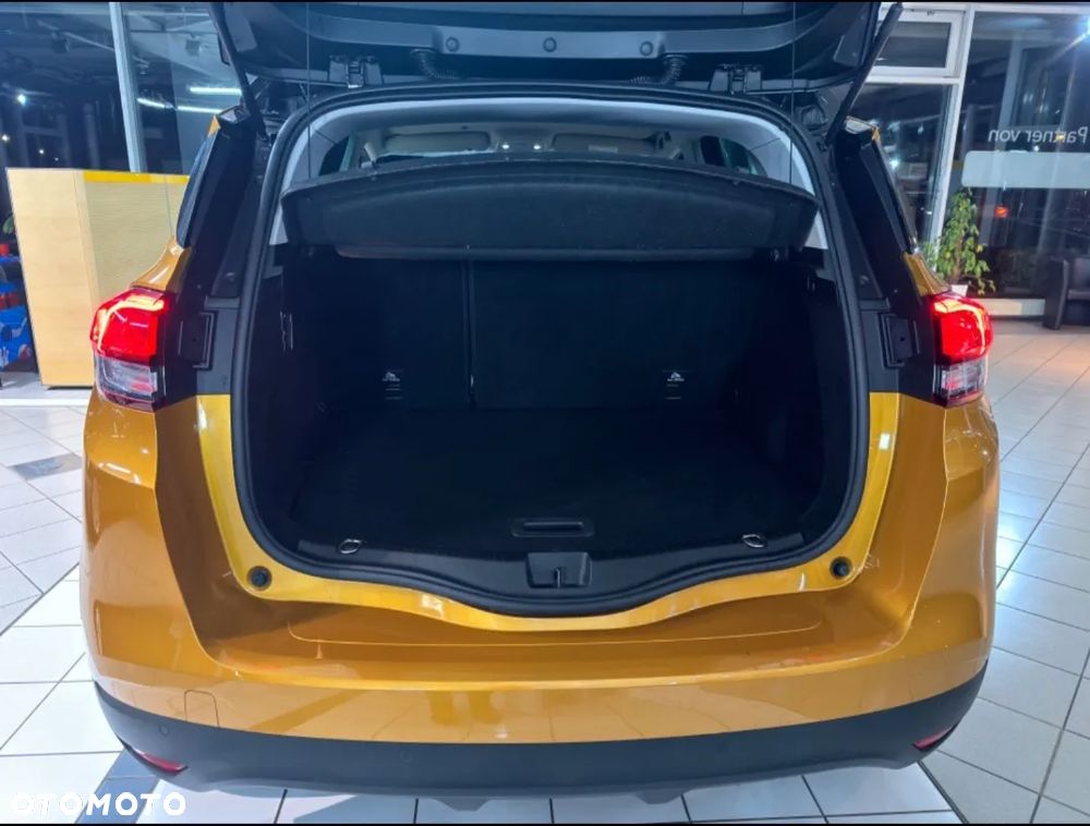 Renault Scenic ENERGY TCe 130 BOSE EDITION - 17