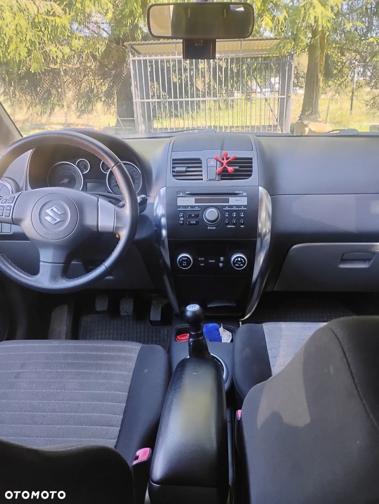 Suzuki SX4 - 7