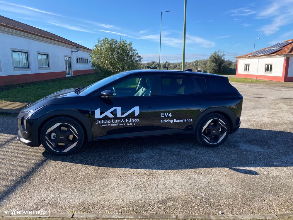 Kia EV4 81.4 kWh Tech - 9