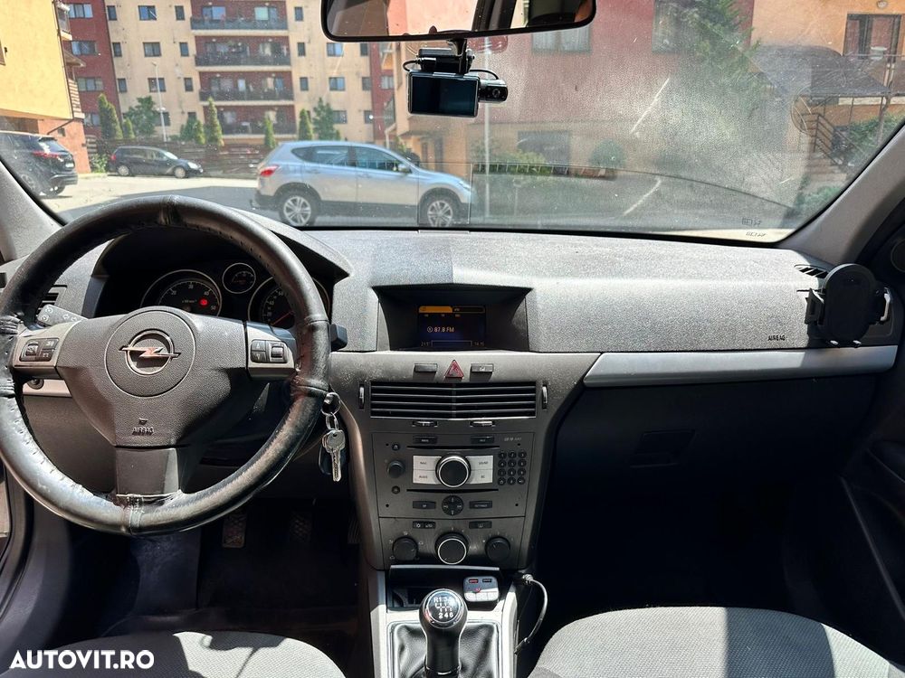 Opel Astra 1.9 CDTI DPF - 6
