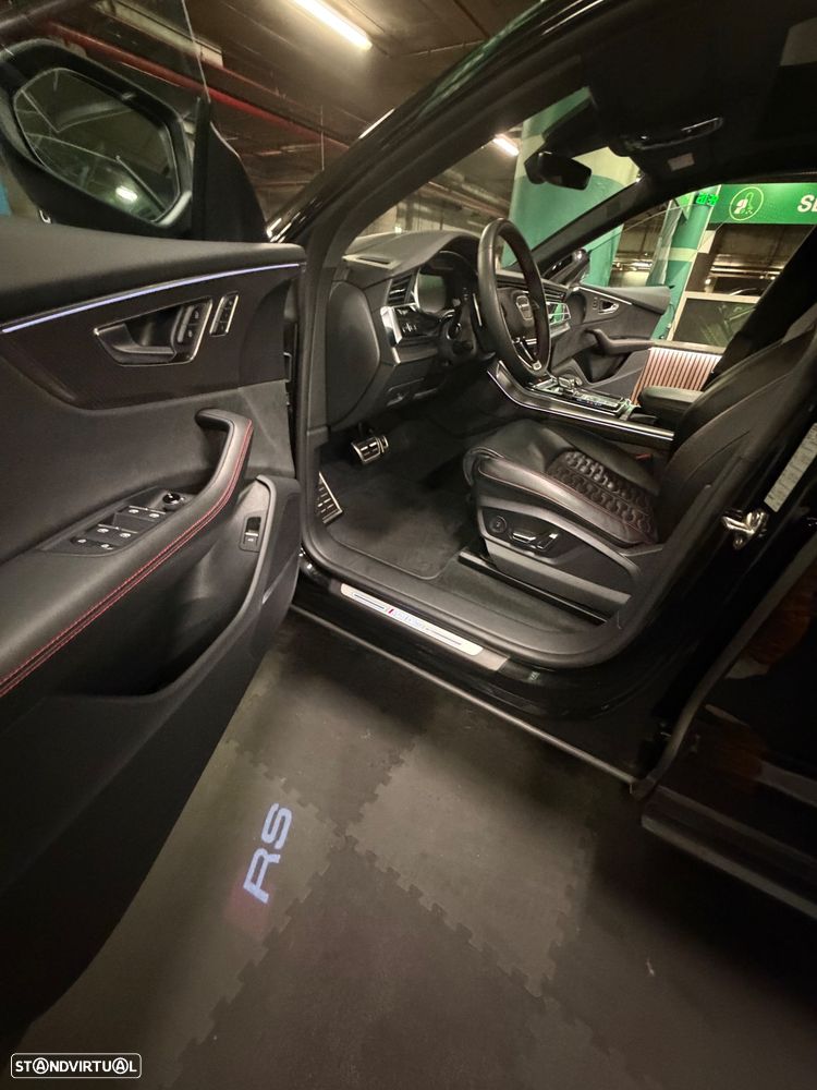 Audi RS Q8 4.0 TFSI quattro Tiptronic - 31
