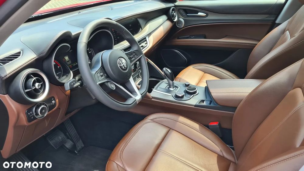 Alfa Romeo Stelvio 2.0 Turbo Q4 - 11
