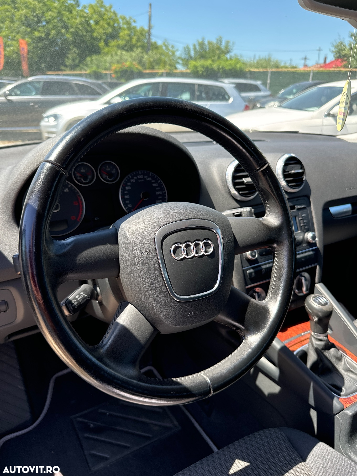 Audi A3 2.0 TDI Sportback DPF quattro Attraction - 14