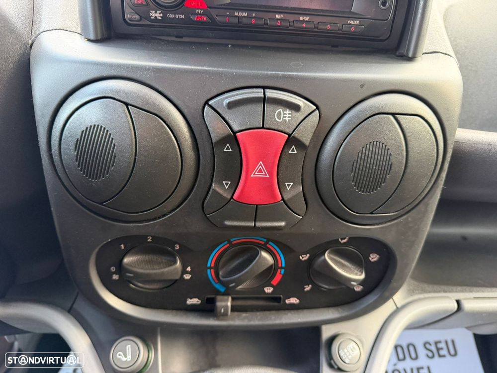 Fiat Doblo 1.3 Multijet - 24