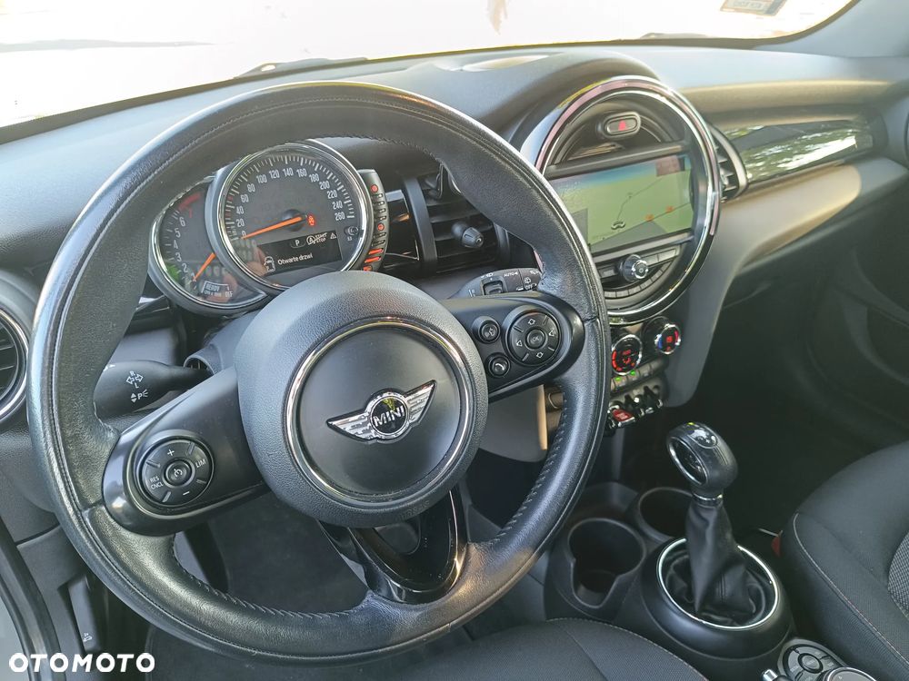 MINI Cooper Standard - 20