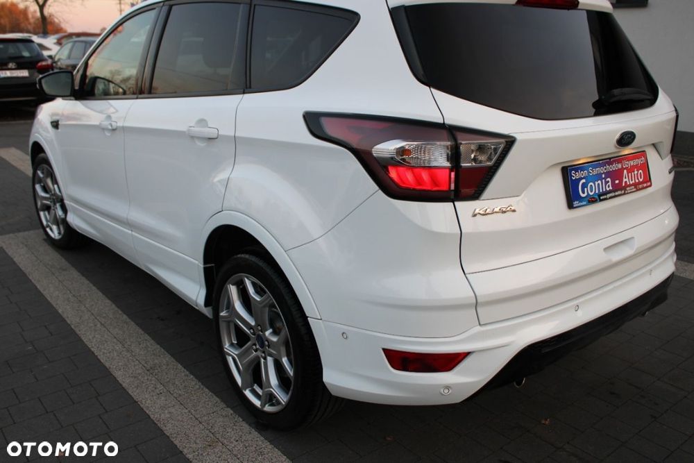 Ford Kuga - 17